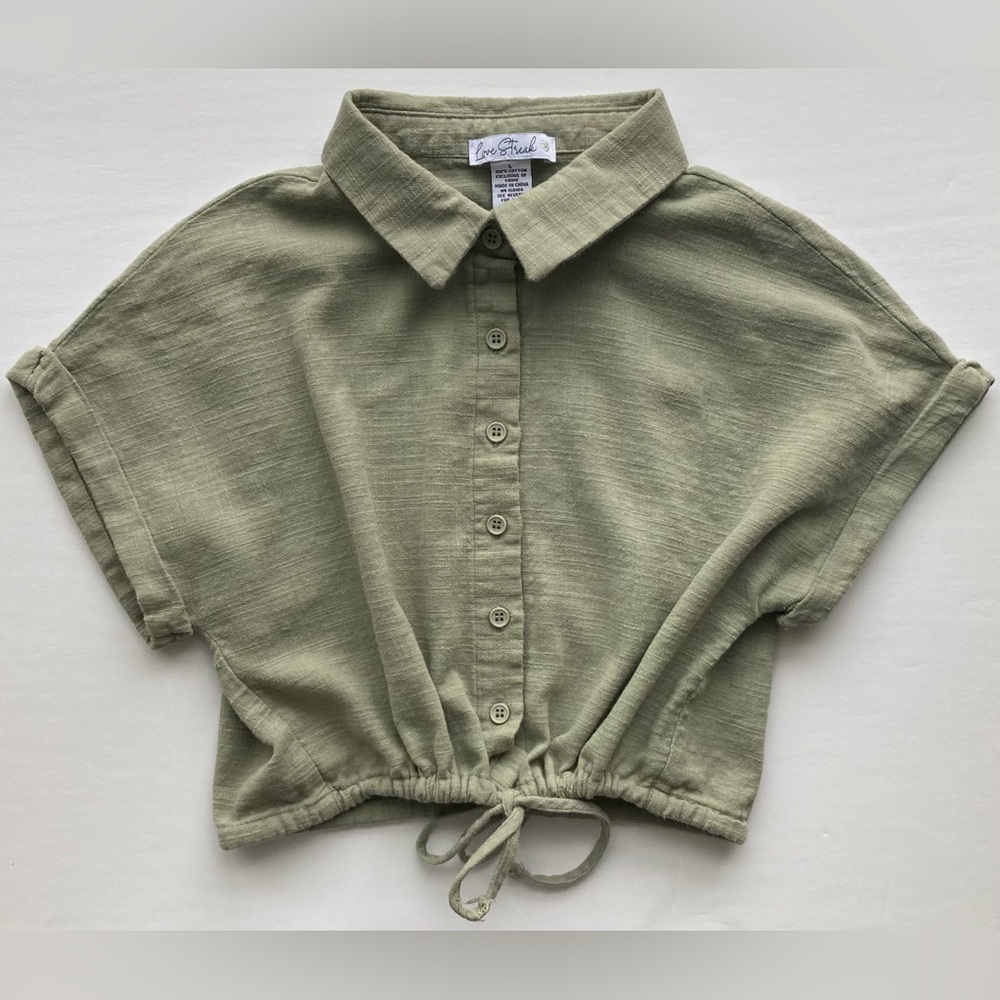 Love Streak Button-Up Crop Top - Olive Green - Medium